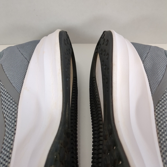 Nike Downshifter 9 Women's Gray Running Shoes, Size 10.5 - Picture 7 of 12